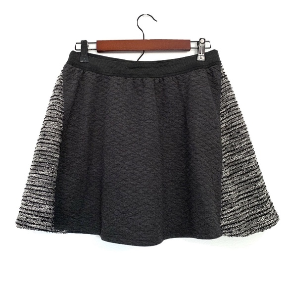 Sanctuary Dresses & Skirts - Sanctuary Gray Black Tweed Knit Mini Skirt